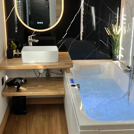 Cosy Du Avec Sauna Et Balneo